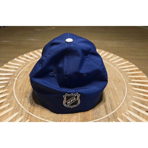 lightening Patch Hat Pro Fitted Mens Cap  S/M - Picture 9 of 10